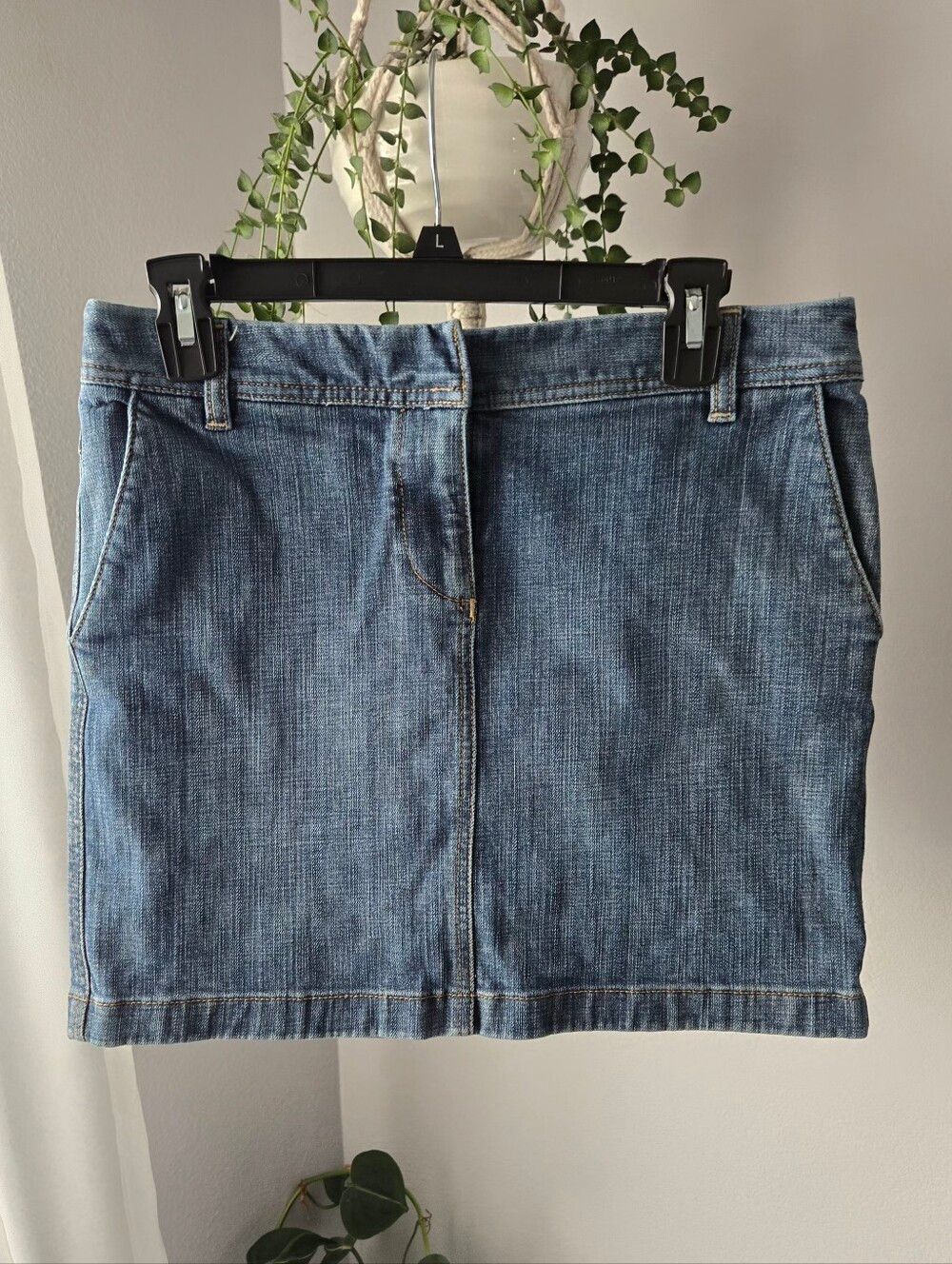 Ann Taylor LOFT Denim Mini Skirt Medium Wash Jean Skirt Size 4P Petite